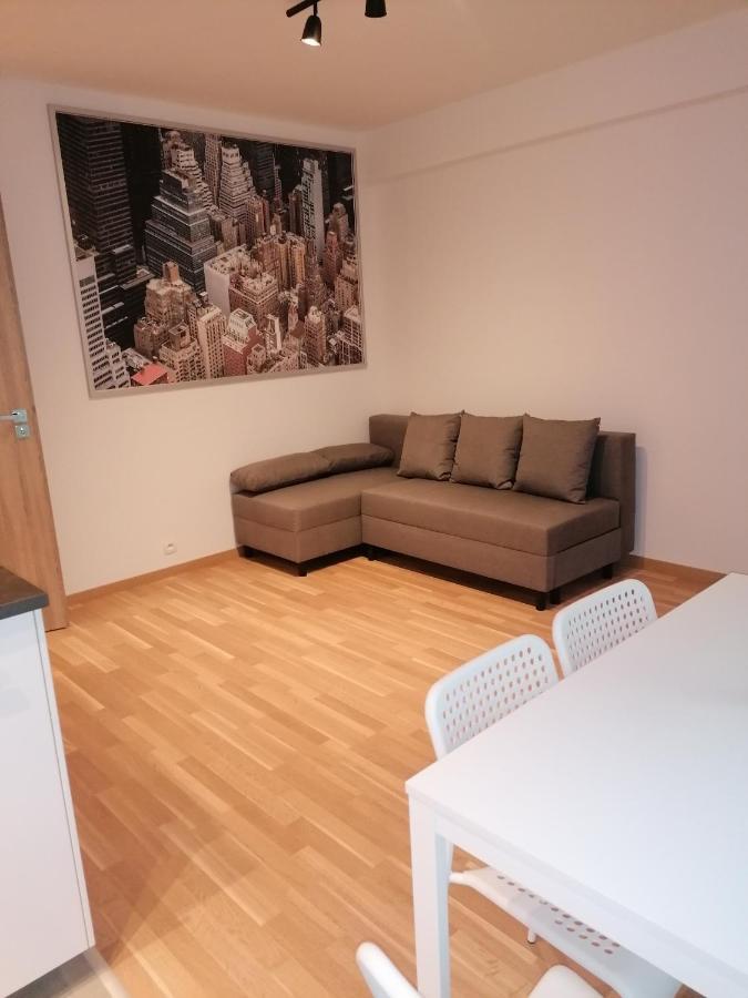 Brand New Two #26 With Free Secure Parking Close To Center Apartament